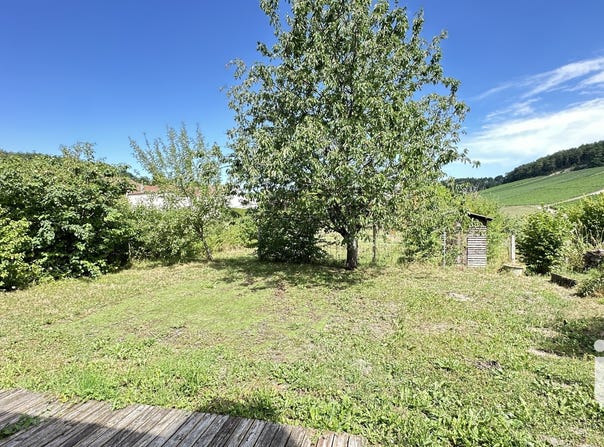 Arrentières, Grand Est 10200