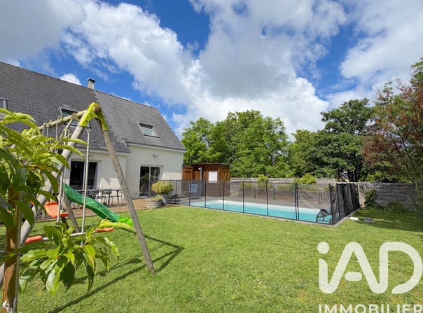 Beaucouzé, Pays de la Loire 49070