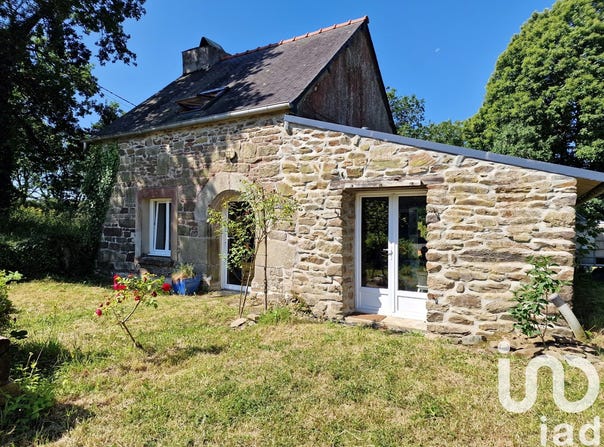 PLOUYE, Brittany 29690