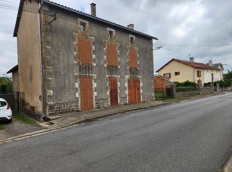 HIESSE, Poitou-Charentes 16490