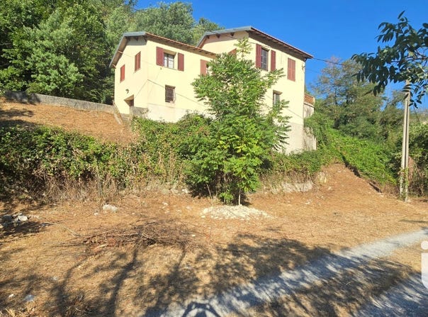 Contes, Provence-Alpes-Côte d'Azur 06390