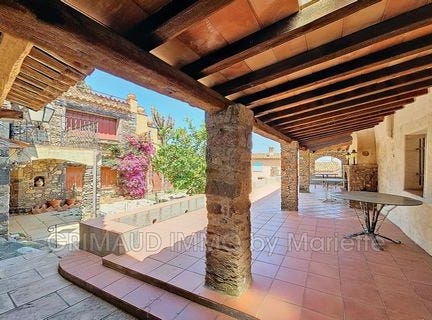Grimaud, Provence-Alpes-Côte d'Azur 83310