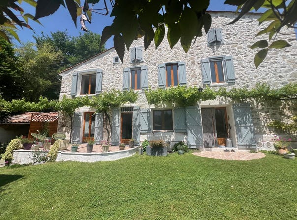 Saint-Pierre-de-Rivière, Midi-Pyrénées 09000
