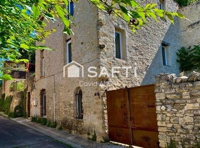 Lagnes, Provence-Alpes-Côte d'Azur 84800