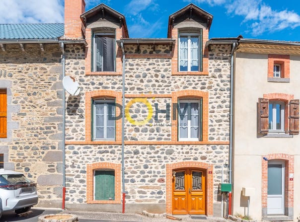 Massiac, Cantal 15500