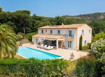 Grimaud, Provence-Alpes-Côte d'Azur 83310
