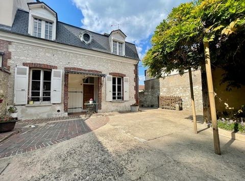 Bonnieres-Sur-Seine, Île-de-France 78270