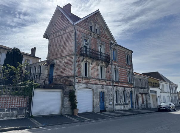 Barbezieux-Saint-Hilaire, Poitou-Charentes 16300
