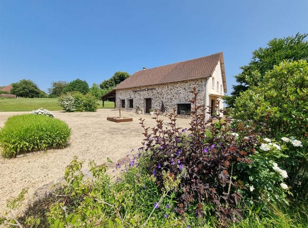 Coussac-Bonneval, Limousin 87500