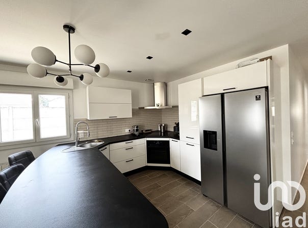 Romilly-sur-Seine, Grand Est 10100
