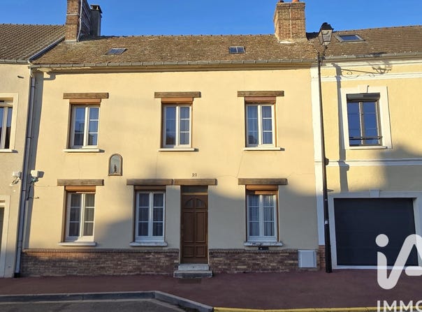 Pacy-sur-Eure, Normandy 27120