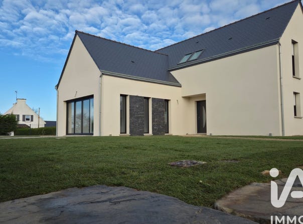 PLEVENON, Brittany 22240