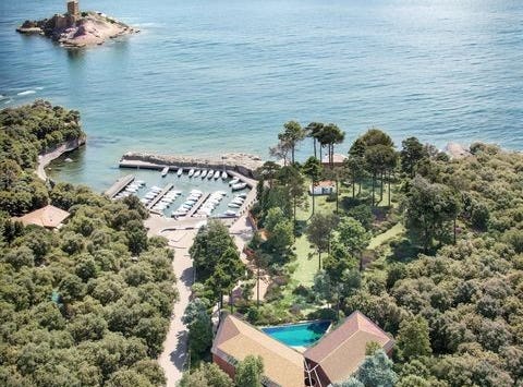 Saint-Raphaël, Provence-Alpes-Côte d'Azur 83530