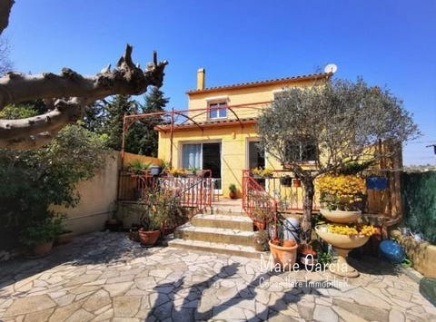 Jonquieres-Saint-Vincent, Languedoc-Roussillon 30300