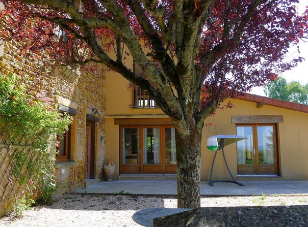Iguerande, Burgundy 71340