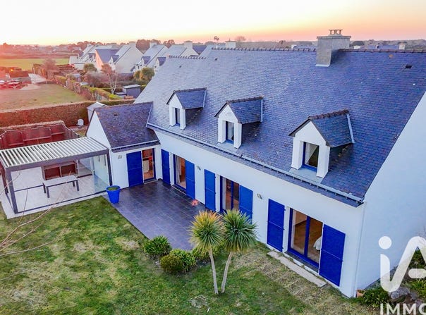 Erdeven, Brittany 56410