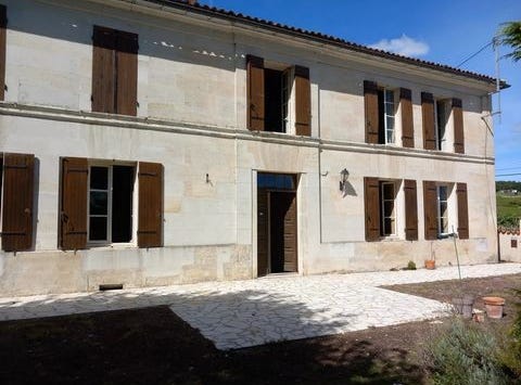 Jonzac, Charente-Maritime