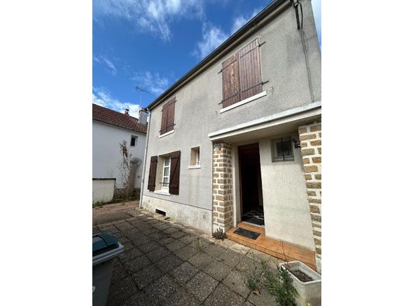 Nevers, Bourgogne-Franche-Comté 58000