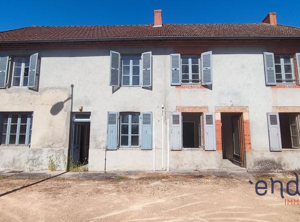 MOLLES, Auvergne-Rhône-Alpes 03300
