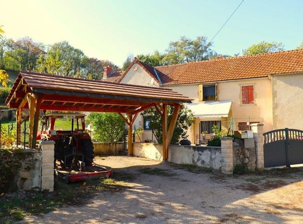 Barnay, Burgundy 71540