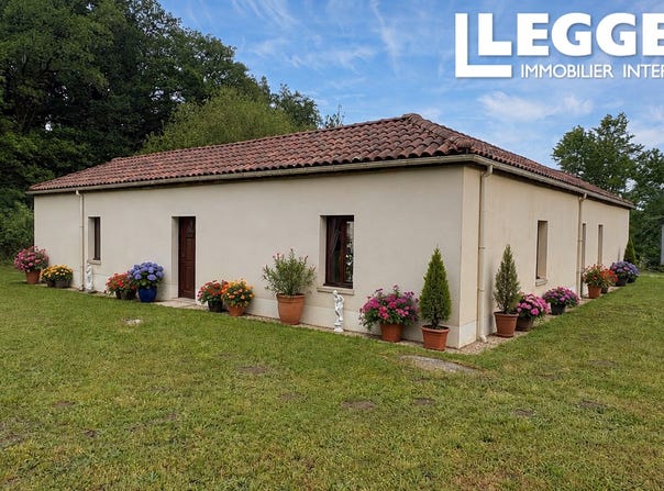Saint-Estèphe, Nouvelle-Aquitaine 24360