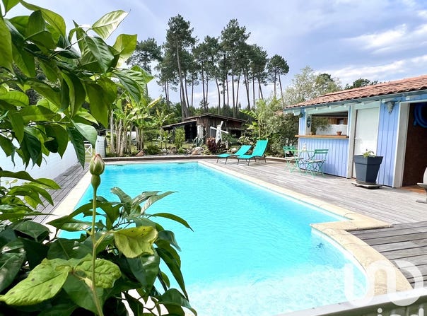 Salles, Nouvelle-Aquitaine 33770