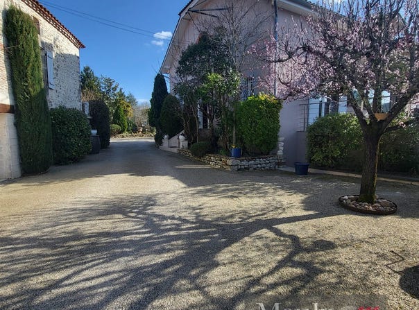 Douelle, Midi-Pyrénées 46140