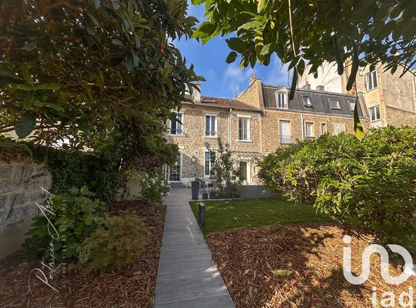 Melun, Île-de-France 77000