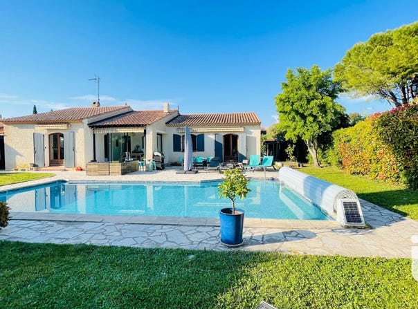 Le Beausset, Provence-Alpes-Côte d'Azur 83330