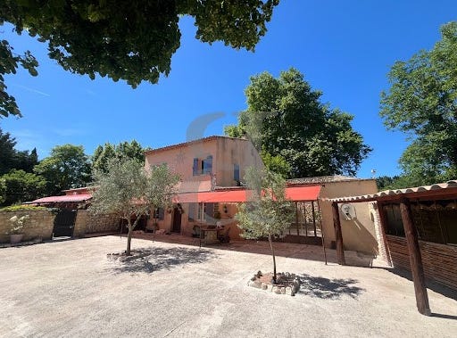 L'Isle-sur-la-Sorgue, Provence-Alpes-Côte d'Azur 84800