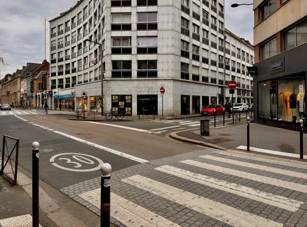Amiens, Somme 80000