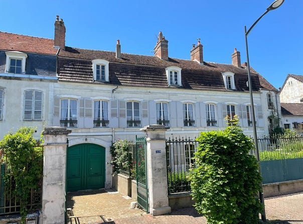 Saint-Florentin, Burgundy 89600