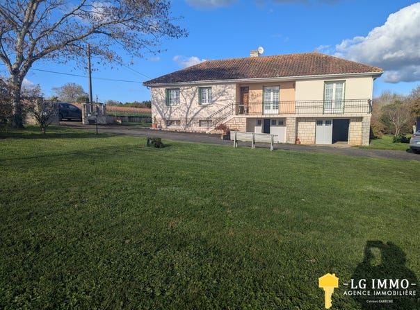 Mosnac, Poitou-Charentes 17240