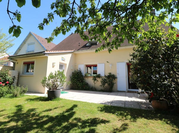 Bois-d'Arcy, Yvelines 78390