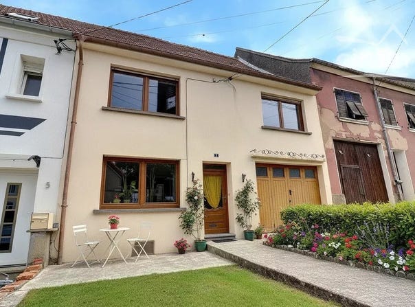 Nousseviller-Saint-Nabor, Moselle 57990