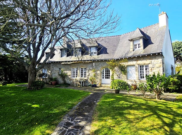 Trélévern, Brittany 22660