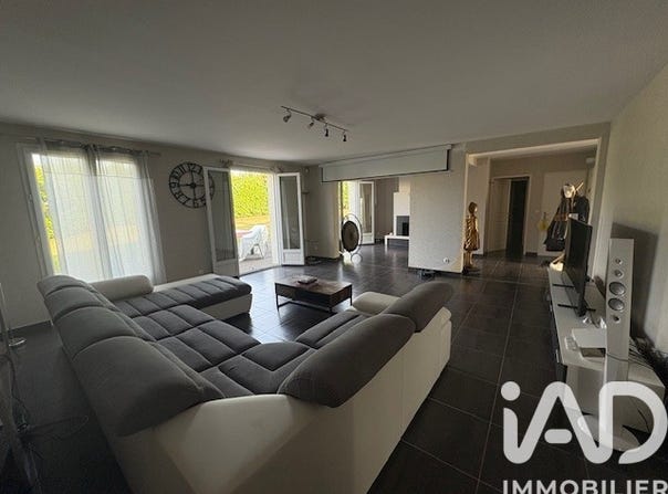 Azay-sur-Cher, Centre-Val de Loire 37270