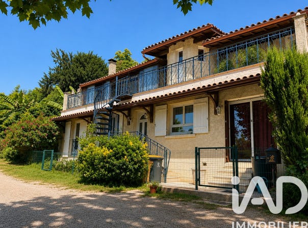 Guîtres, Nouvelle-Aquitaine 33230