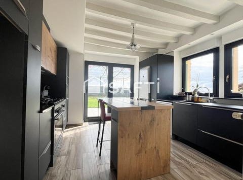 René, Pays de la Loire 72260