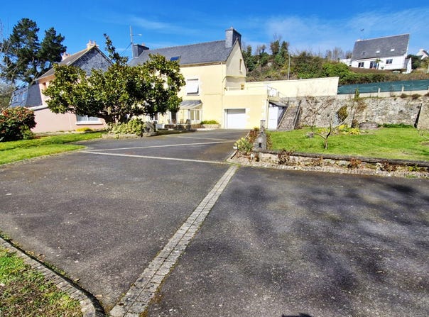 Binic-Étables-sur-Mer, Brittany 22520