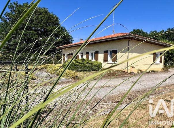 Salles, Nouvelle-Aquitaine 33770