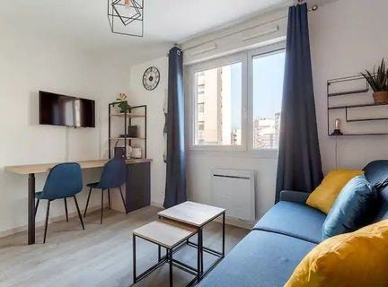 Cours Gambetta, 124, Lyon, Rhône-Alpes 69007
