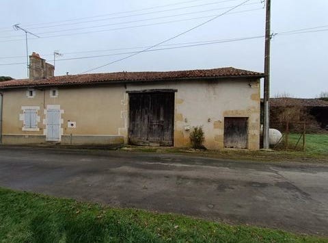 Pleuville, Charente