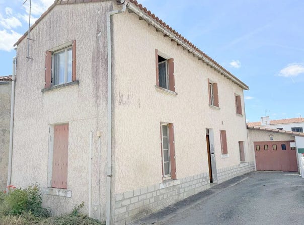 La Châtaigneraie, Vendée 85120