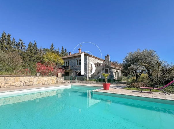 Vallon-Pont-d'Arc, Ardèche 07150