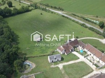 Le Tranger, Centre 36700