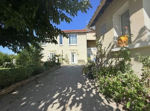 LAMAGDELAINE, Midi-Pyrénées 46090