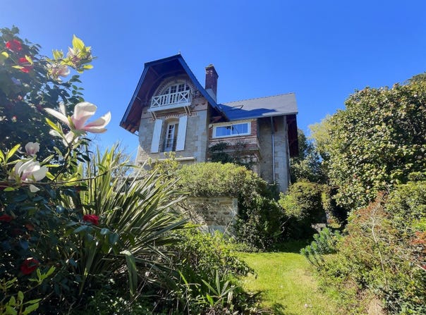 Pont-Aven, Brittany 29930