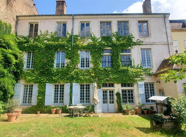 Cluny, Burgundy 71250