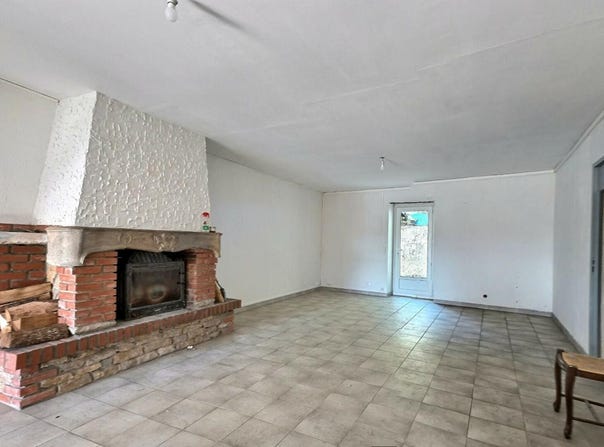2, rue DE LA GRILLON, Orgelet, Bourgogne-Franche-Comté 39270